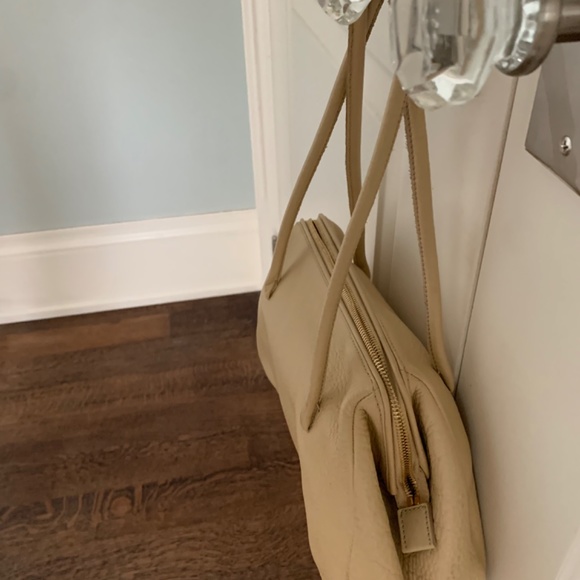 Miu Miu Tan Vintage Handbag. - Picture 7 of 11